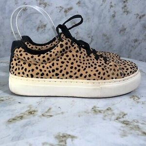 Platform women’s sneakers!